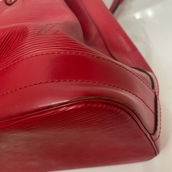 Louis Vuitton Noe Epi Leather Bucket bag- 90’s EUC! - Picture 7 of 14